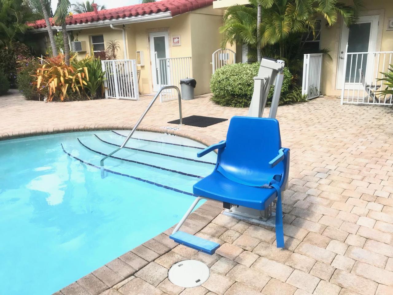 Hotel Seacrest Lauderdale-by-the-Sea Exterior photo